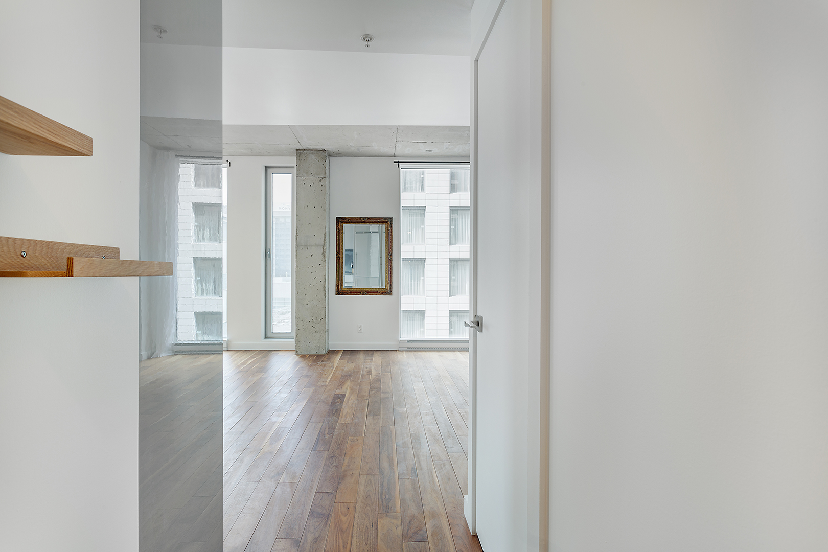 Le 801 — Master bedroom